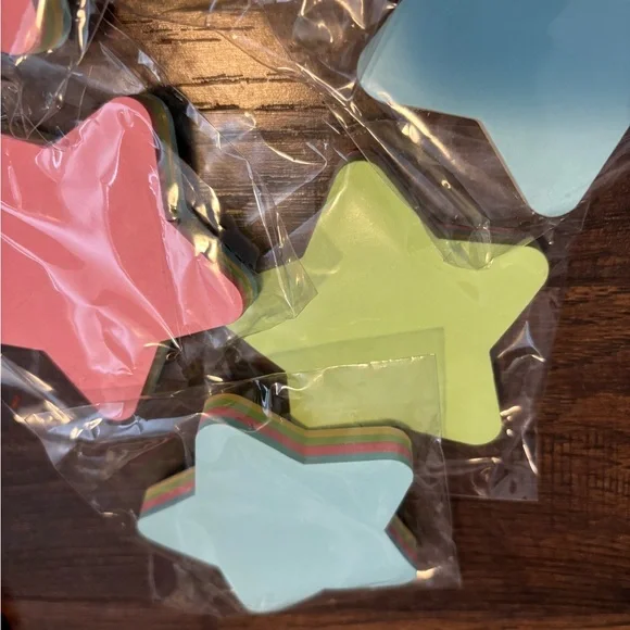 Star-Shaped Sticky Notes Set - Picture 4 of 4